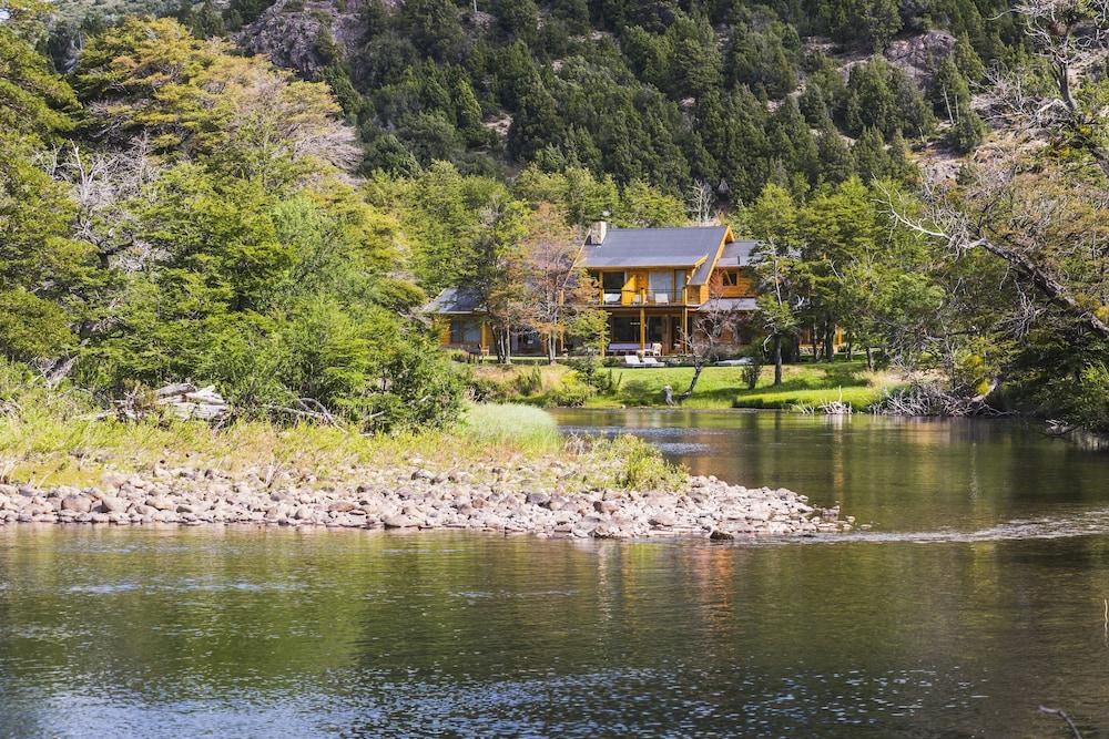 Rio Hermoso Hotel De Montaña San Martín de los Andes Buitenkant foto